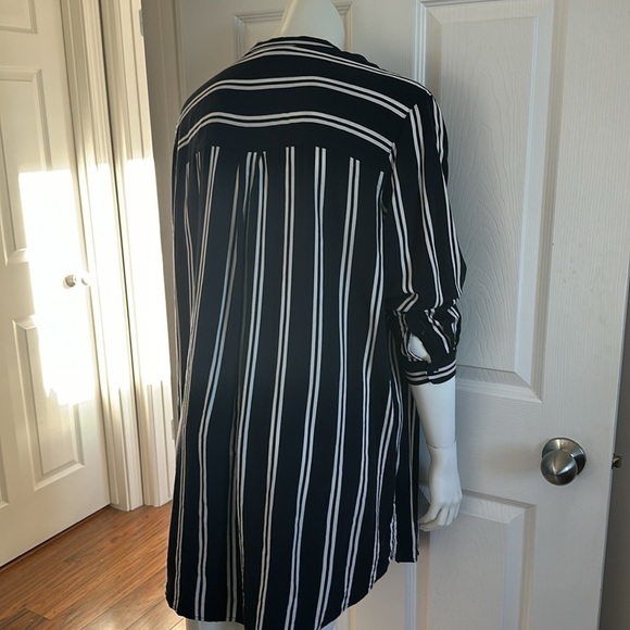 🔥H&M pullover, dress bathing suit cover long shirt 100% VISCOSE size 6 - Picture 3 of 12